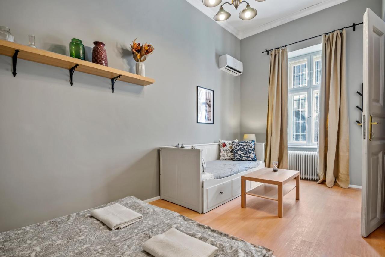 Venus Apartments - Akacfa II Budapest Bagian luar foto
